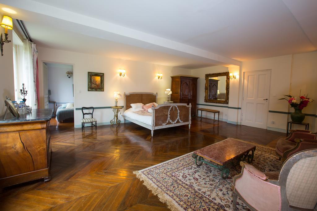Chateau De La Madeleine Bed & Breakfast Pressagny l'Orgueilleux Luaran gambar