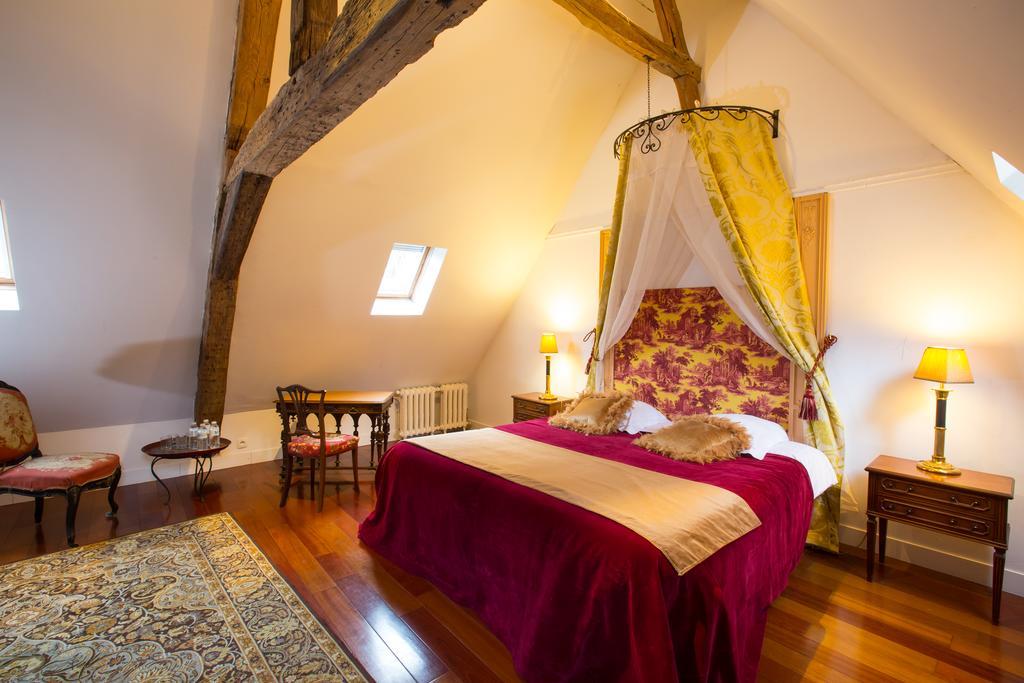 Chateau De La Madeleine Bed & Breakfast Pressagny l'Orgueilleux Luaran gambar