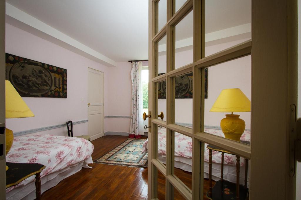 Chateau De La Madeleine Bed & Breakfast Pressagny l'Orgueilleux Bilik gambar