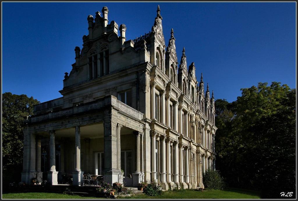 Chateau De La Madeleine Bed & Breakfast Pressagny l'Orgueilleux Luaran gambar