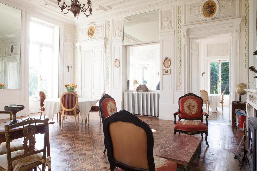 Chateau De La Madeleine Bed & Breakfast Pressagny l'Orgueilleux Luaran gambar